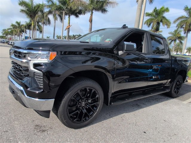 2026 Chevrolet Silverado 1500 LT photo 4