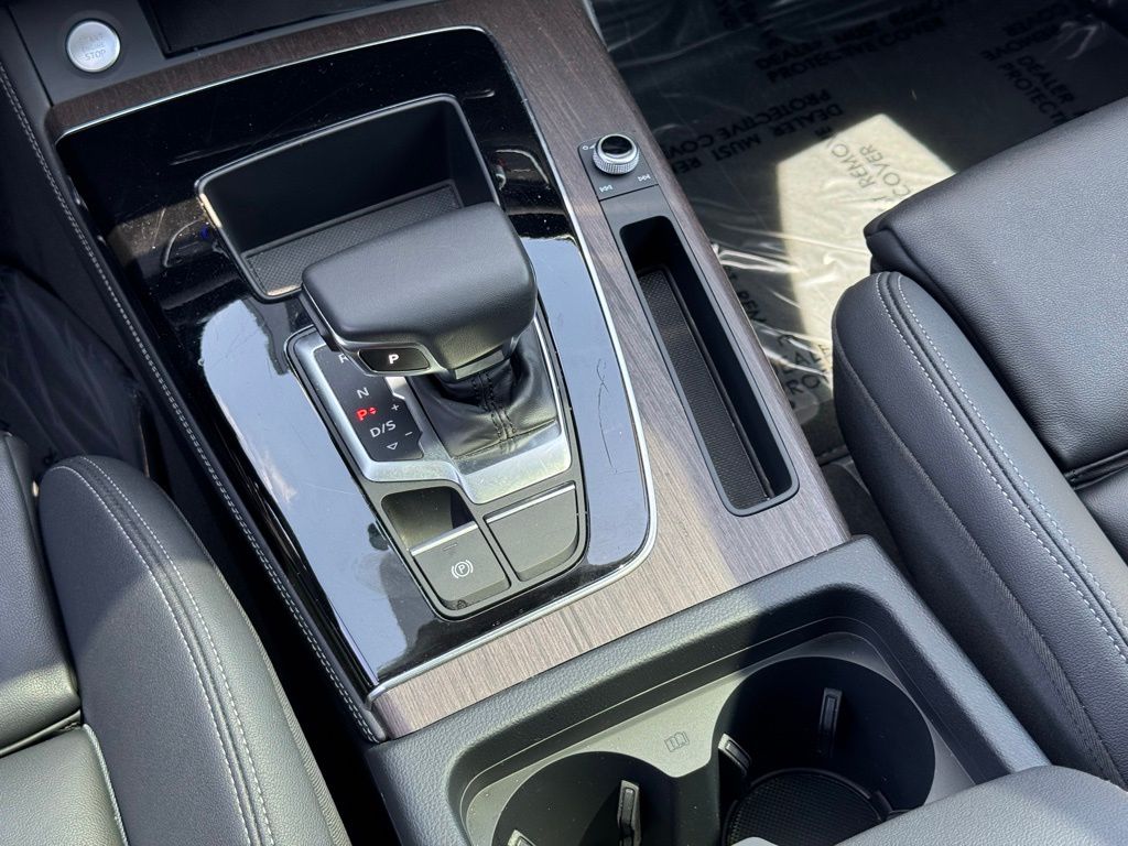 2024 Audi Q5 45 S line Premium Plus photo 13