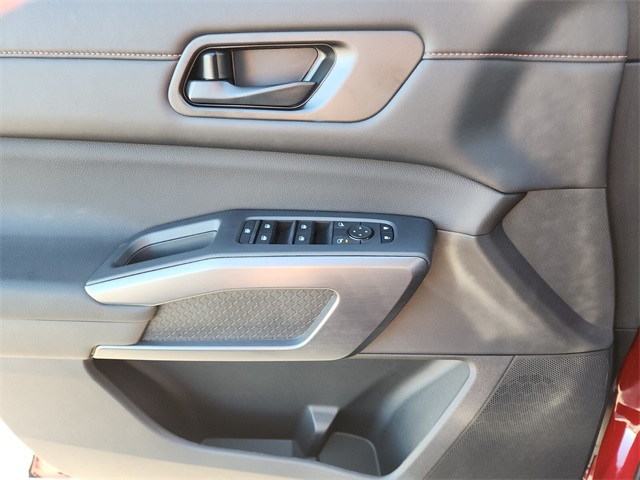 2025 Nissan Pathfinder Rock Creek photo 19