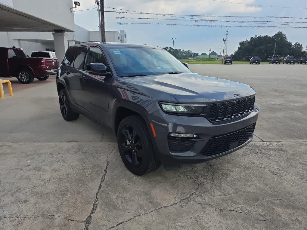 2023 Jeep Grand Cherokee Limited photo 7