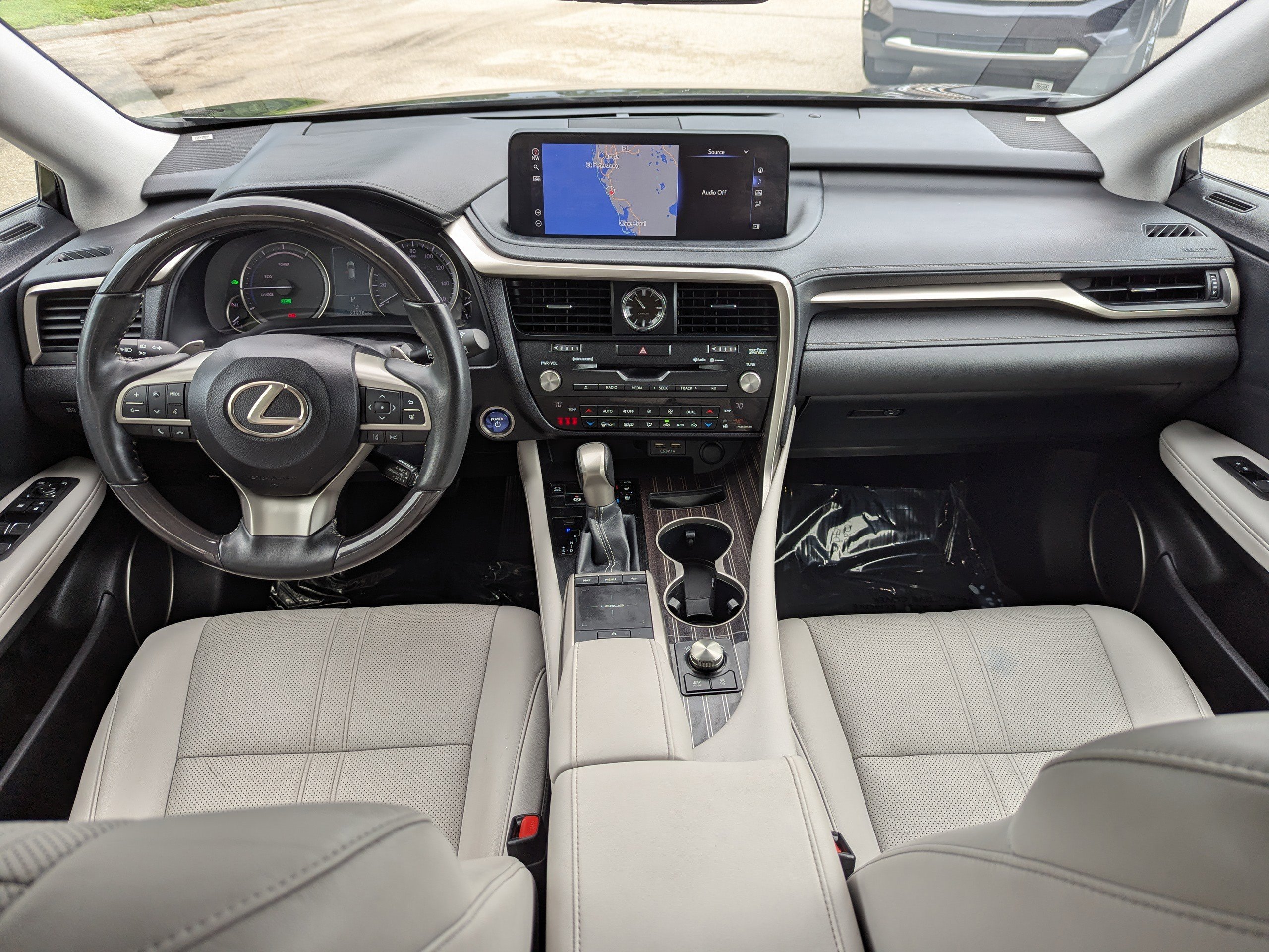 2020 Lexus RX 450h Luxury photo 15