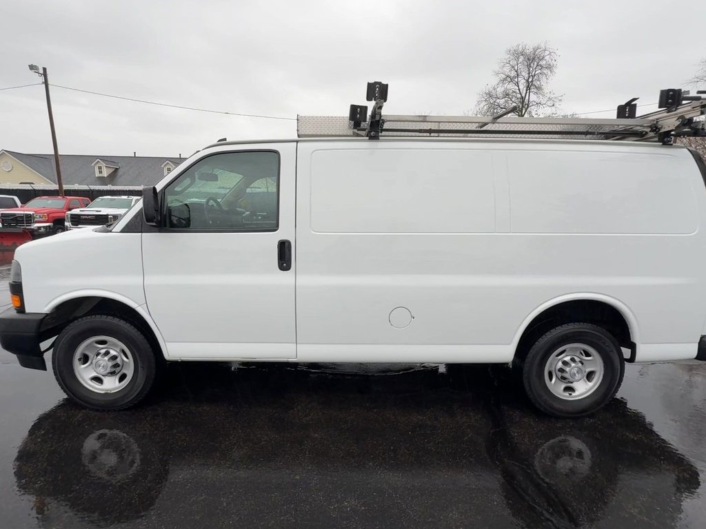 2019 Chevrolet Express Cargo 3500 photo 4