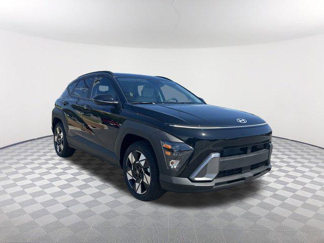 2025 Hyundai Kona SEL photo 2
