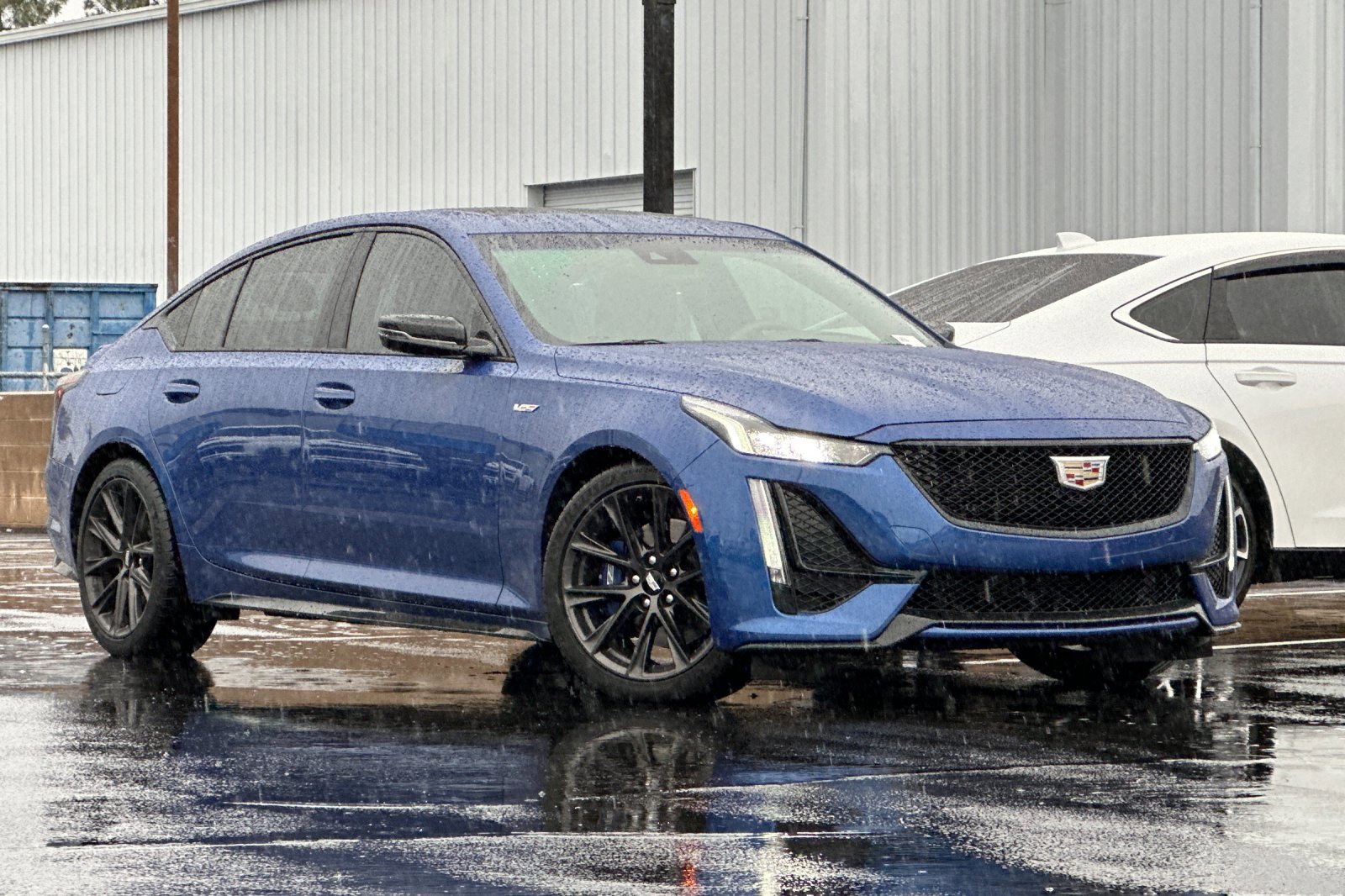 2023 Cadillac CT5 V-Series's photo