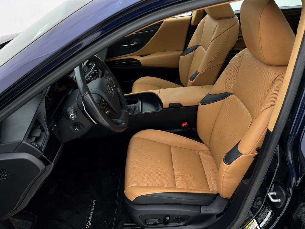 2023 Lexus ES 350 photo 12
