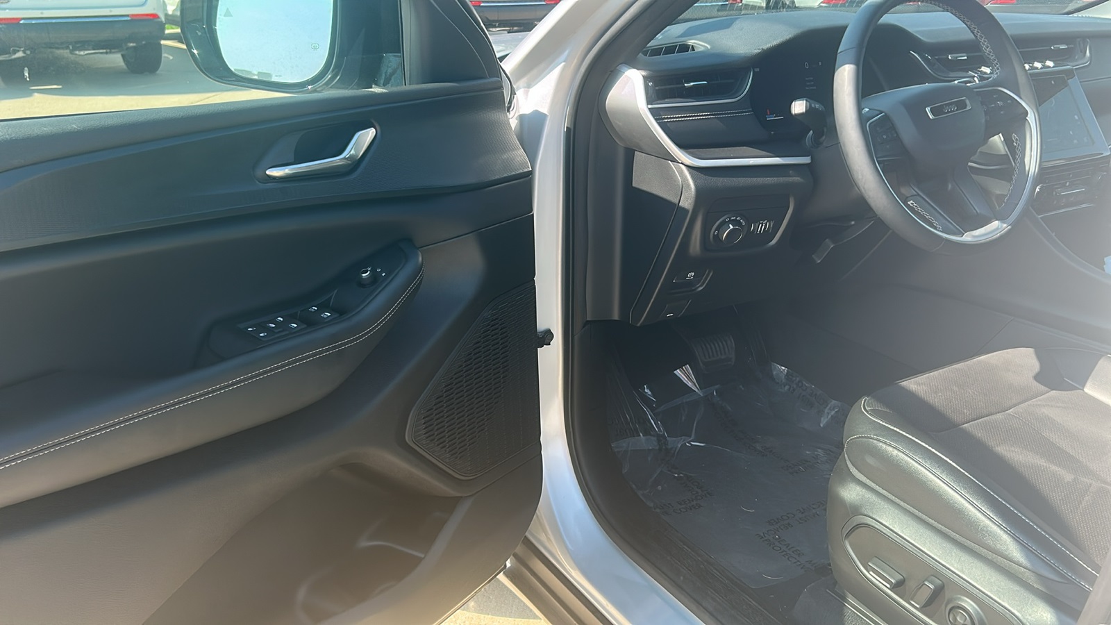 2024 Jeep Grand Cherokee Altitude X photo 11