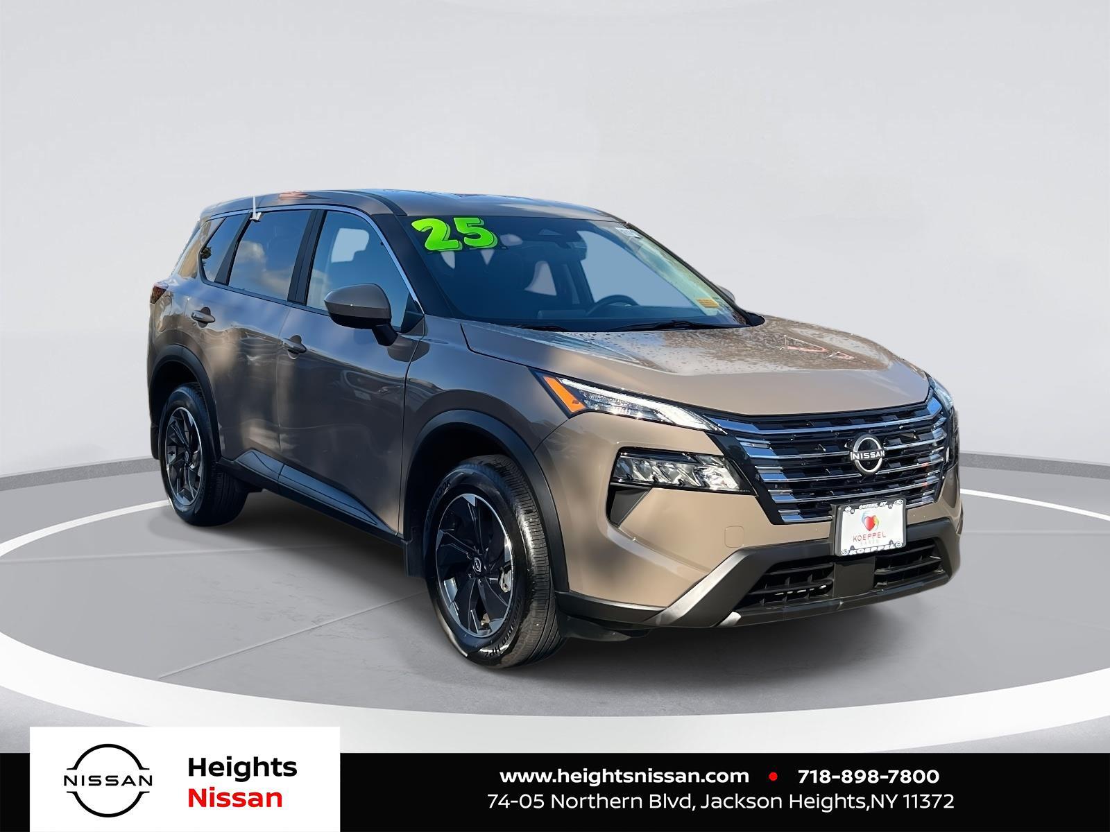 2025 Nissan Rogue SV's photo
