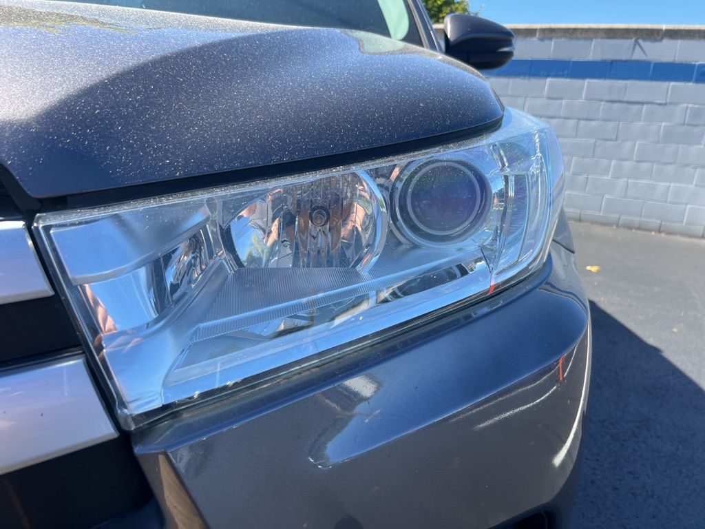 2018 Toyota Highlander XLE photo 8