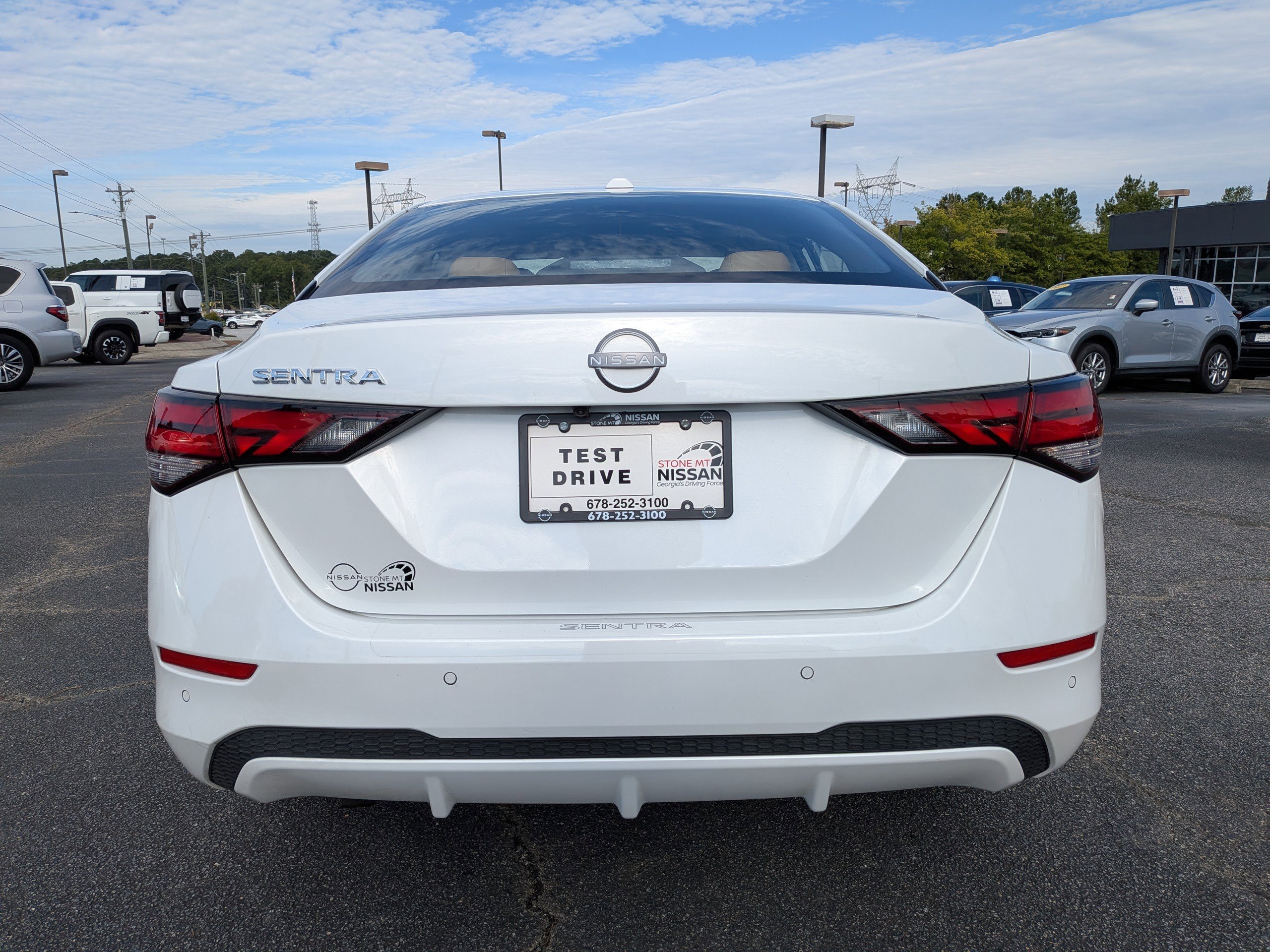2025 Nissan Sentra SV photo 4