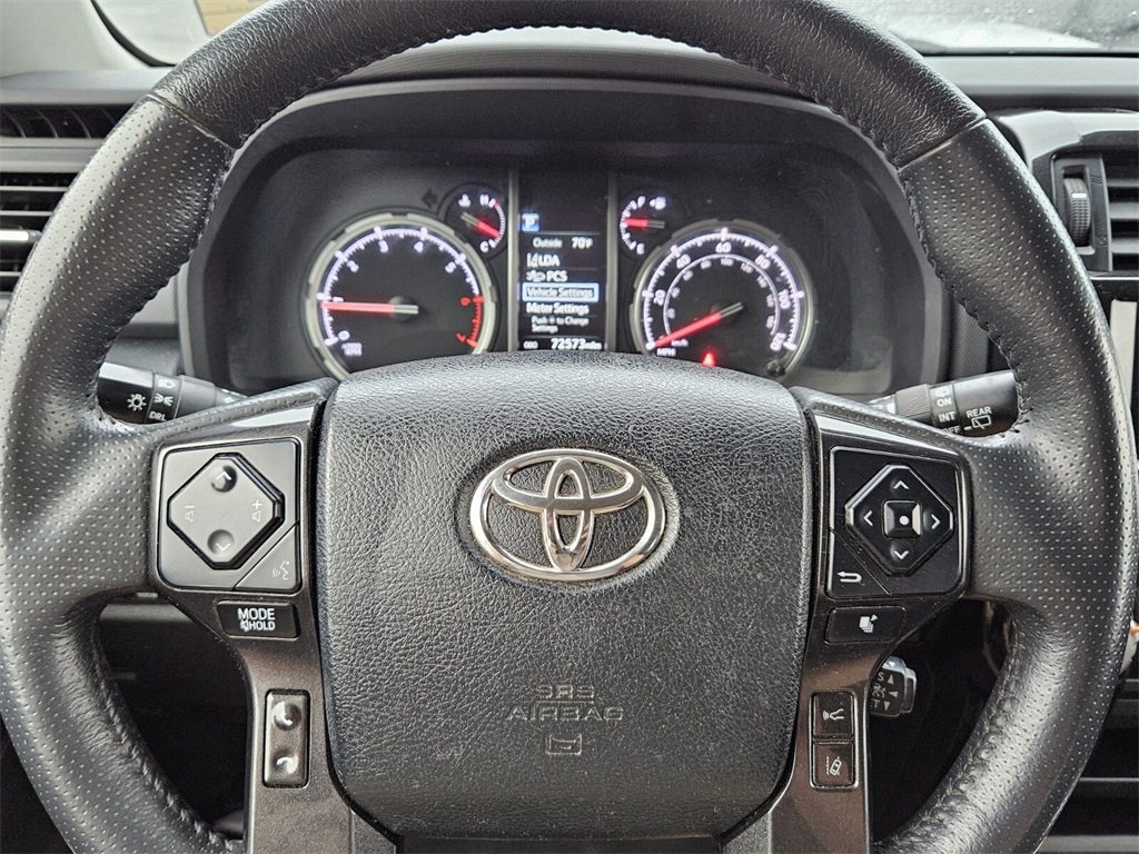 2022 Toyota 4Runner TRD Off-Road photo 20