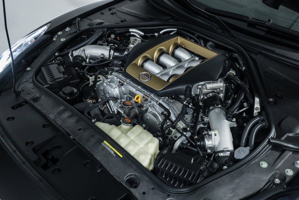 2021 Nissan GT-R Premium photo 38