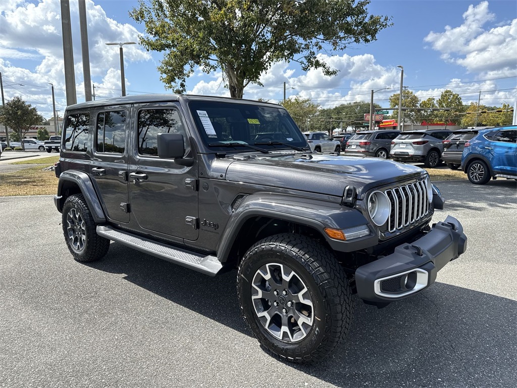 2025 Jeep Wrangler 4-Door Sahara's photo