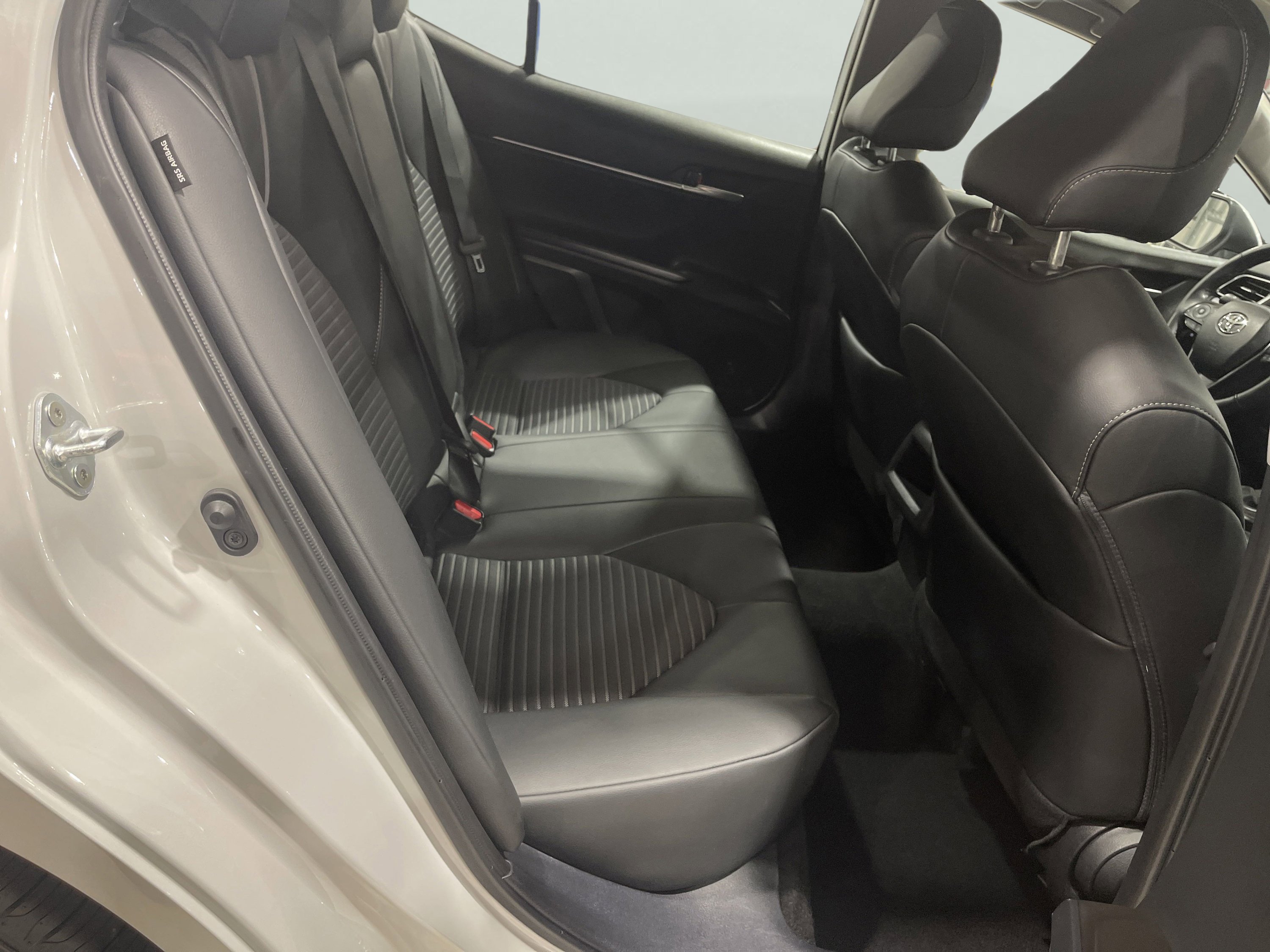 2024 Toyota Camry SE photo 14