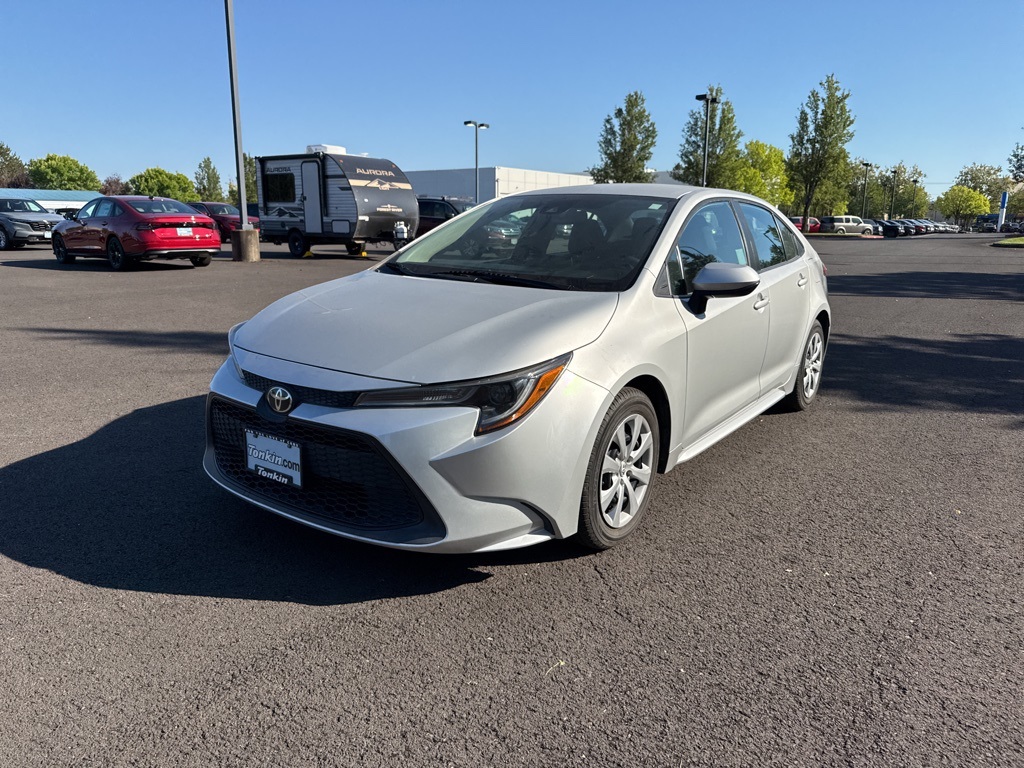 2021 Toyota Corolla LE photo 2