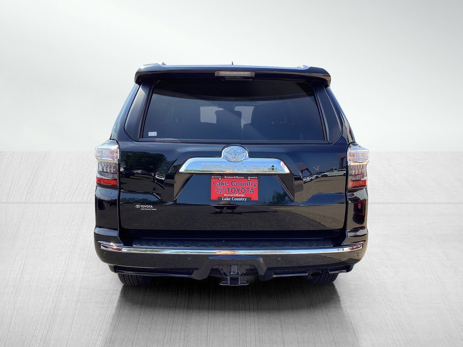 2023 Toyota 4Runner Limited photo 4