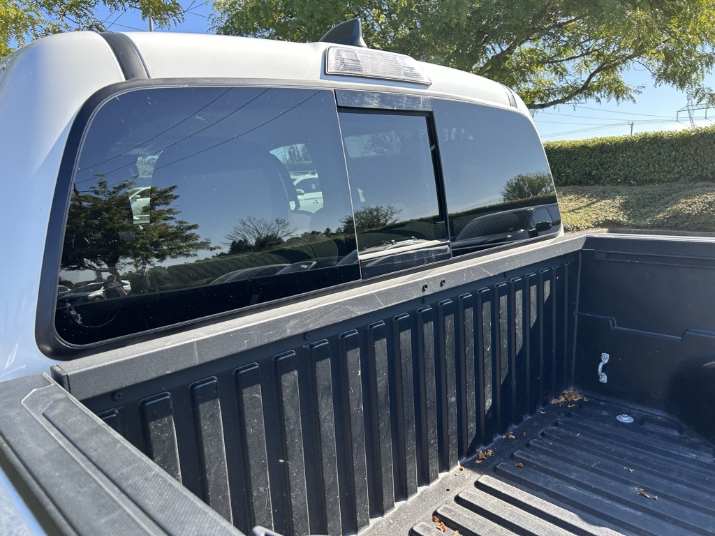 2021 Toyota Tacoma SR5 photo 9