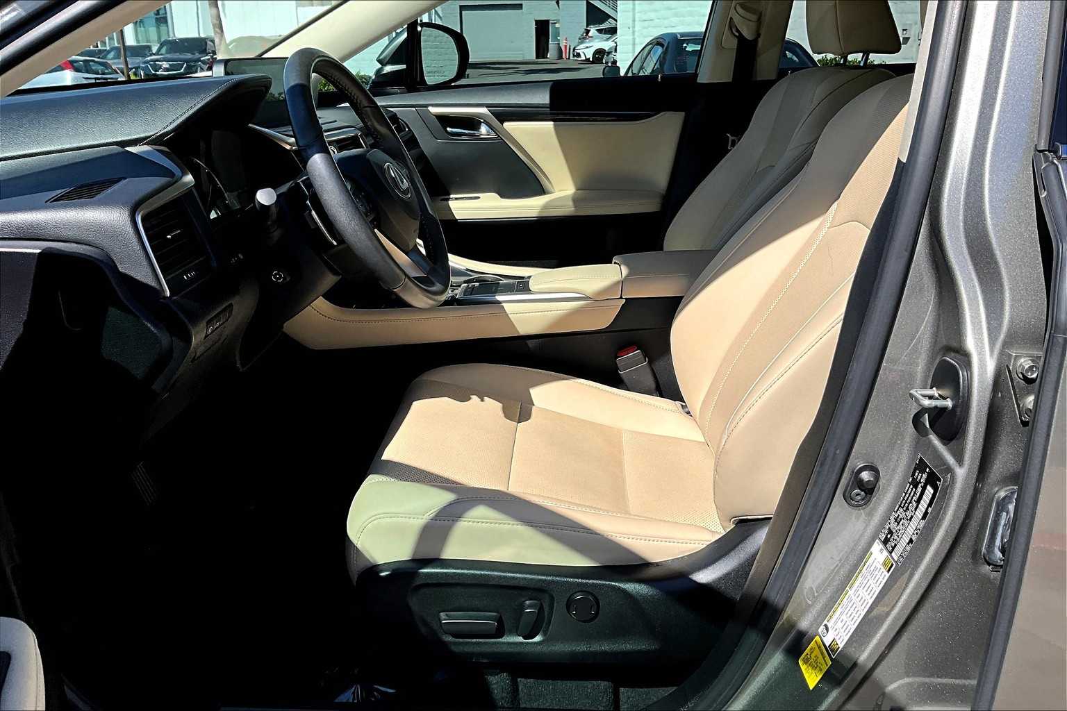 2022 Lexus RX photo 7