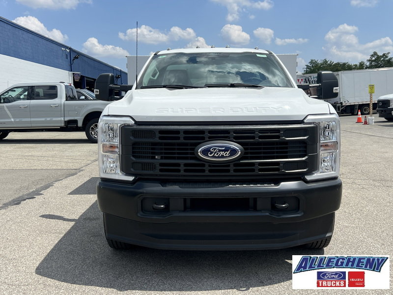2024 Ford F-350 XL photo 2