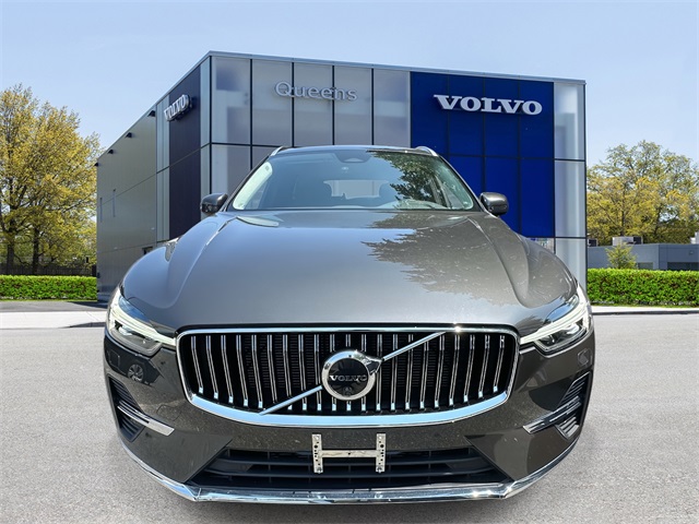 2023 Volvo XC60 B5 Plus photo 6