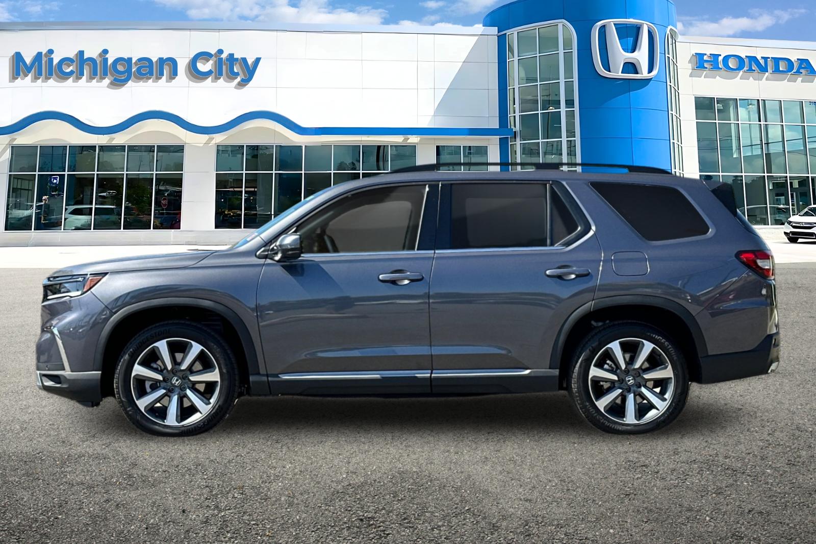 2025 Honda Pilot Elite photo 2