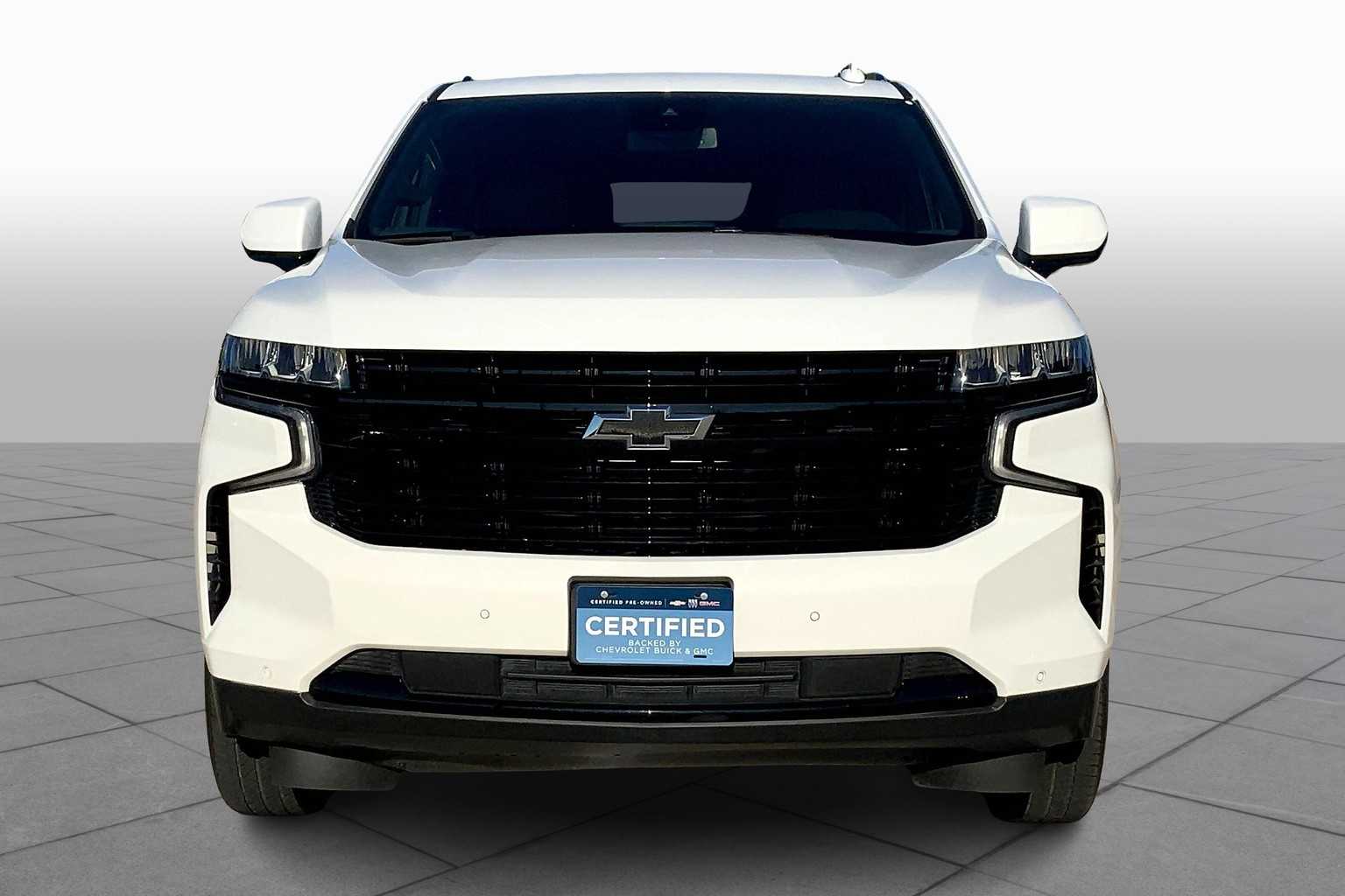 2024 Chevrolet Suburban RST photo 3