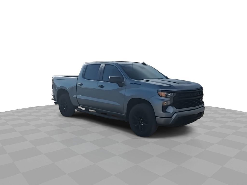 2025 Chevrolet Silverado 1500 Custom photo 2