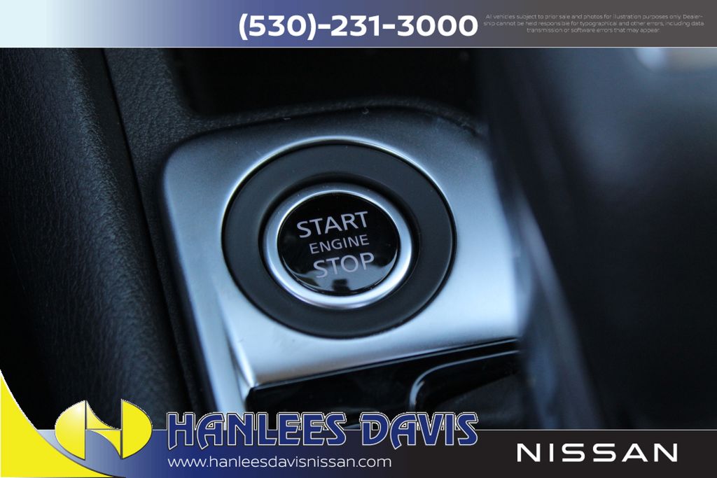 2025 Nissan Sentra SV photo 13