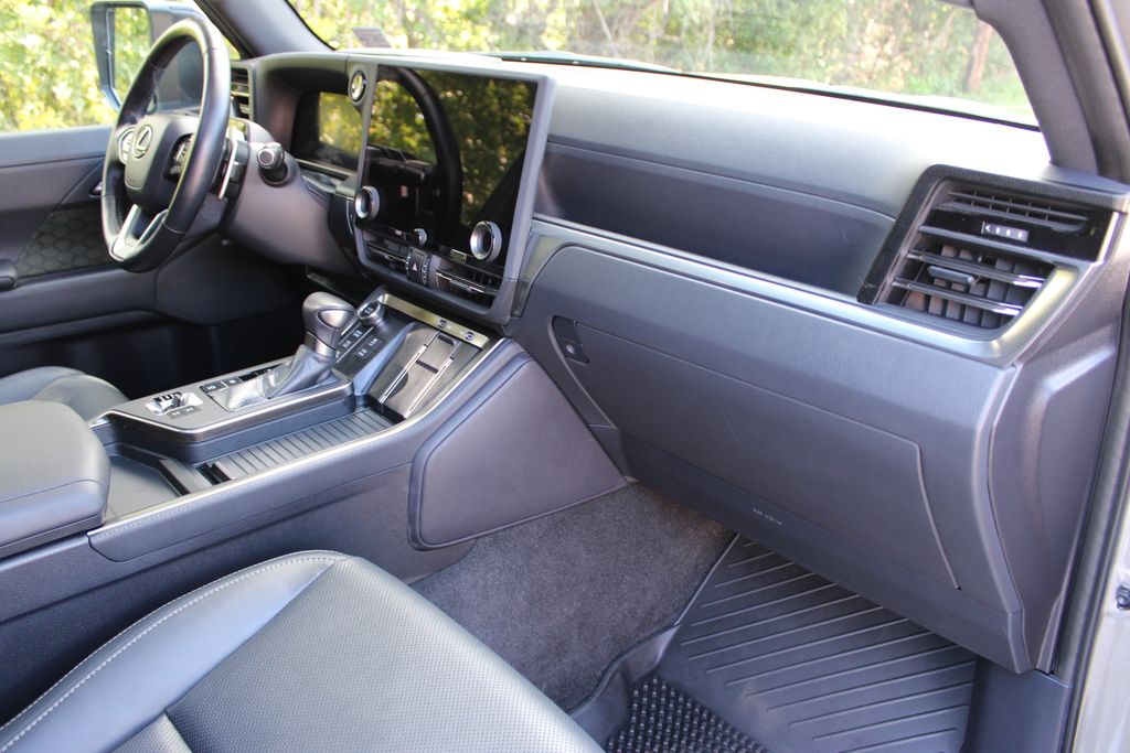 2024 Lexus GX 550 Overtrail photo 45