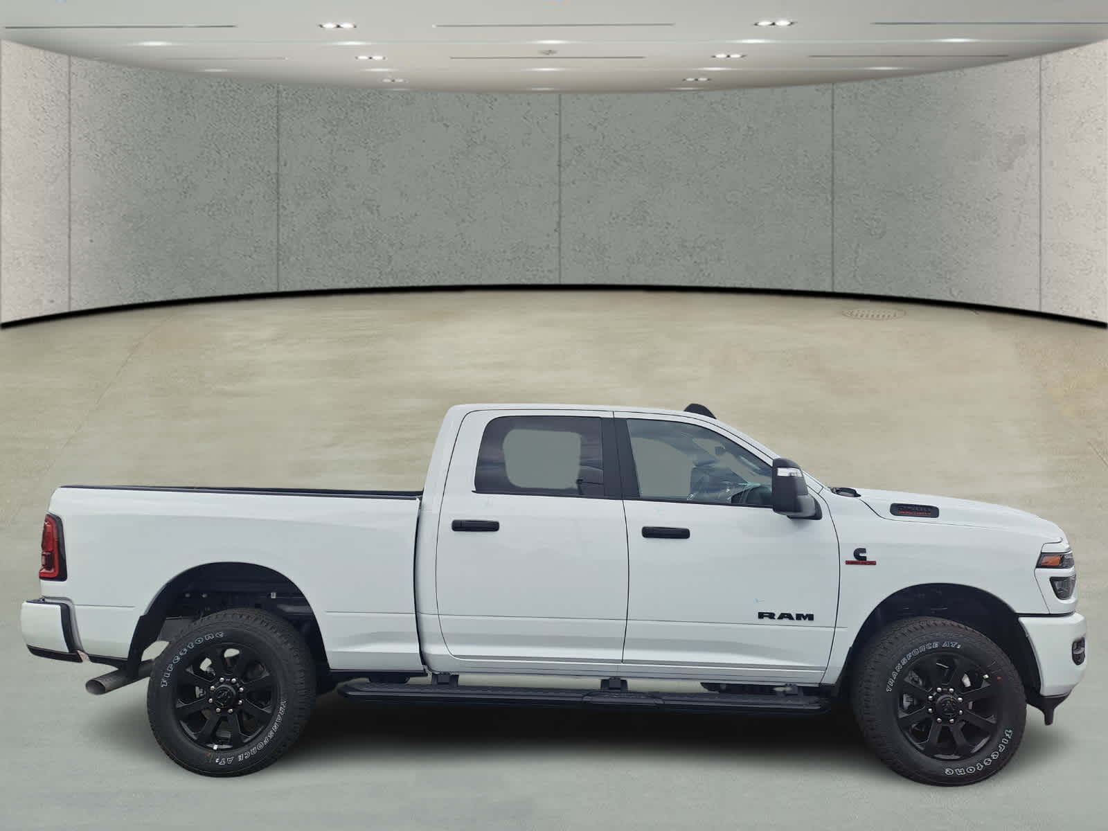 2025 Ram 2500 Big Horn photo 6