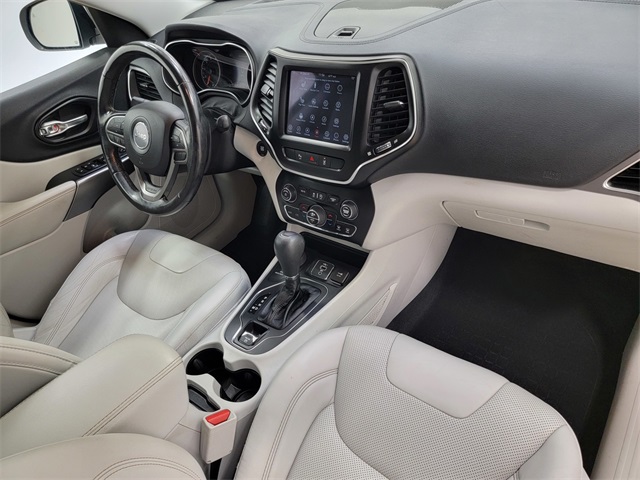 2021 Jeep Cherokee Latitude Lux photo 17