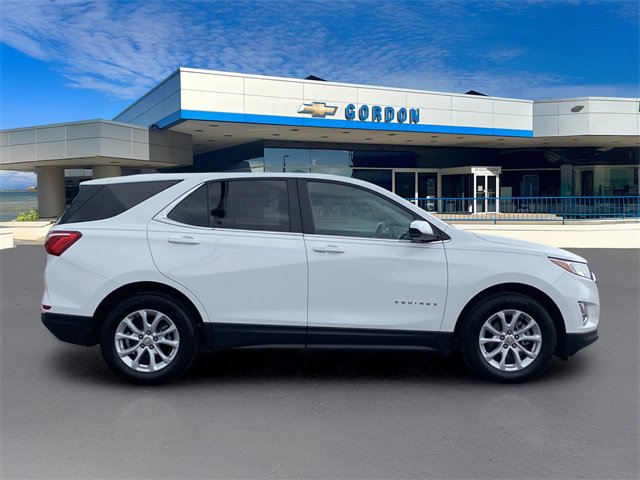 2021 Chevrolet Equinox LT photo 2