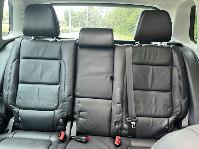 2017 Volkswagen Tiguan Sport photo 13
