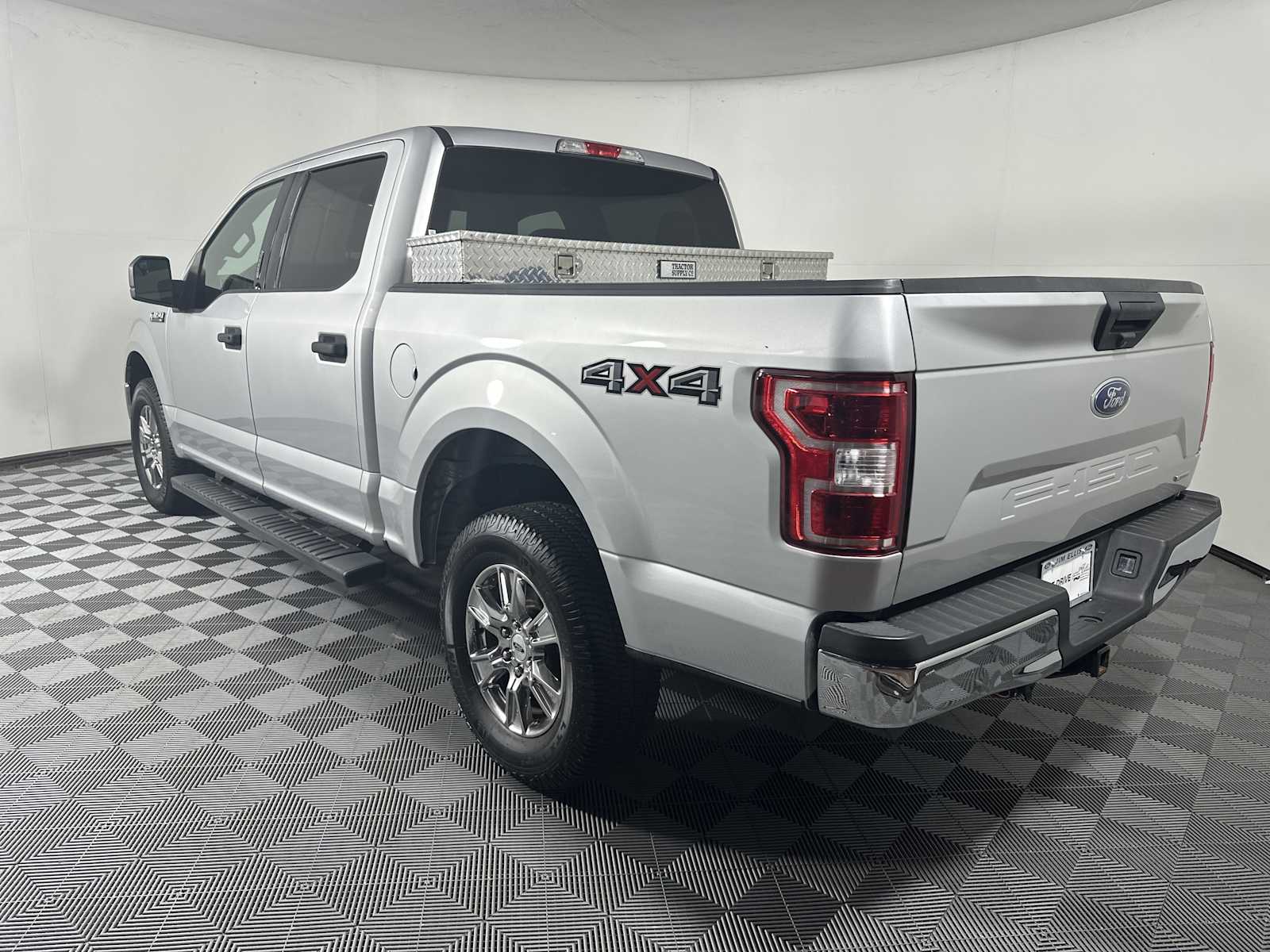2019 Ford F-150 XLT photo 3