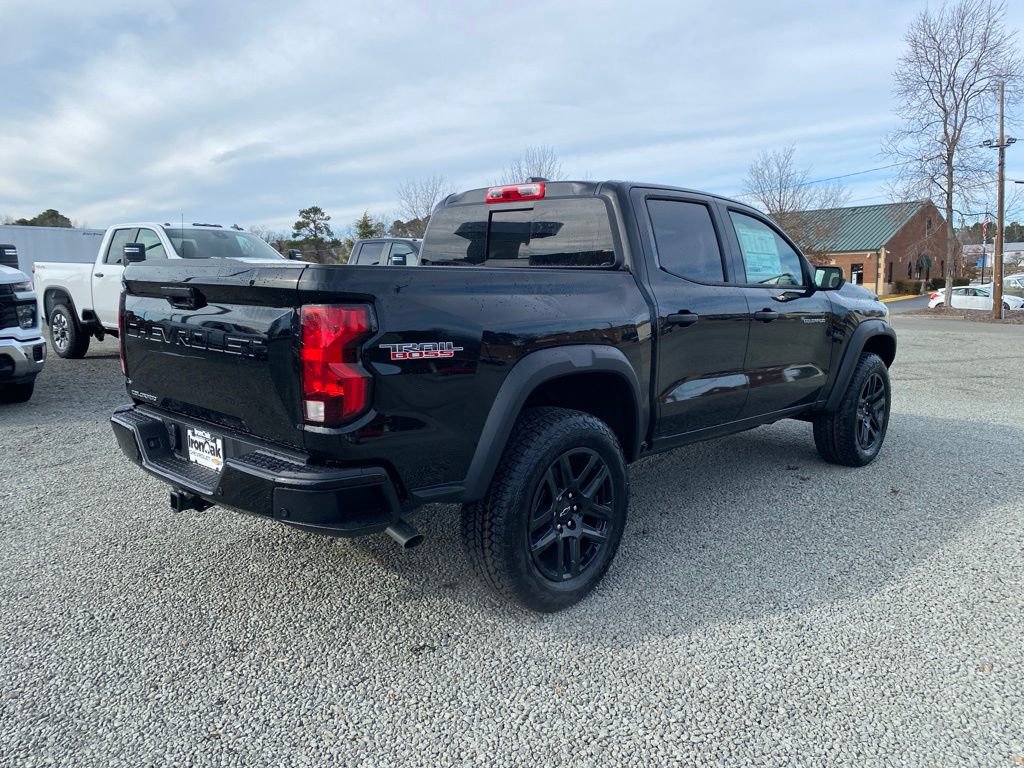 2025 Chevrolet Colorado Trail Boss photo 3