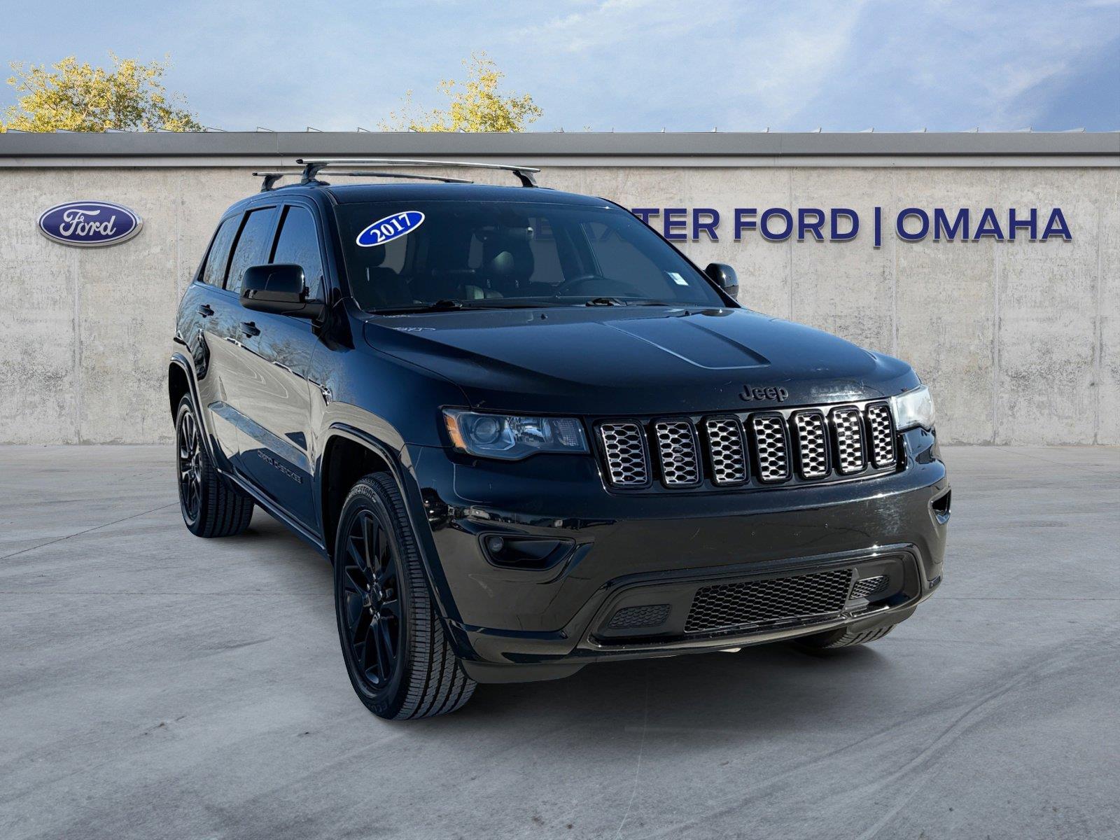 2017 Jeep Grand Cherokee Altitude's photo