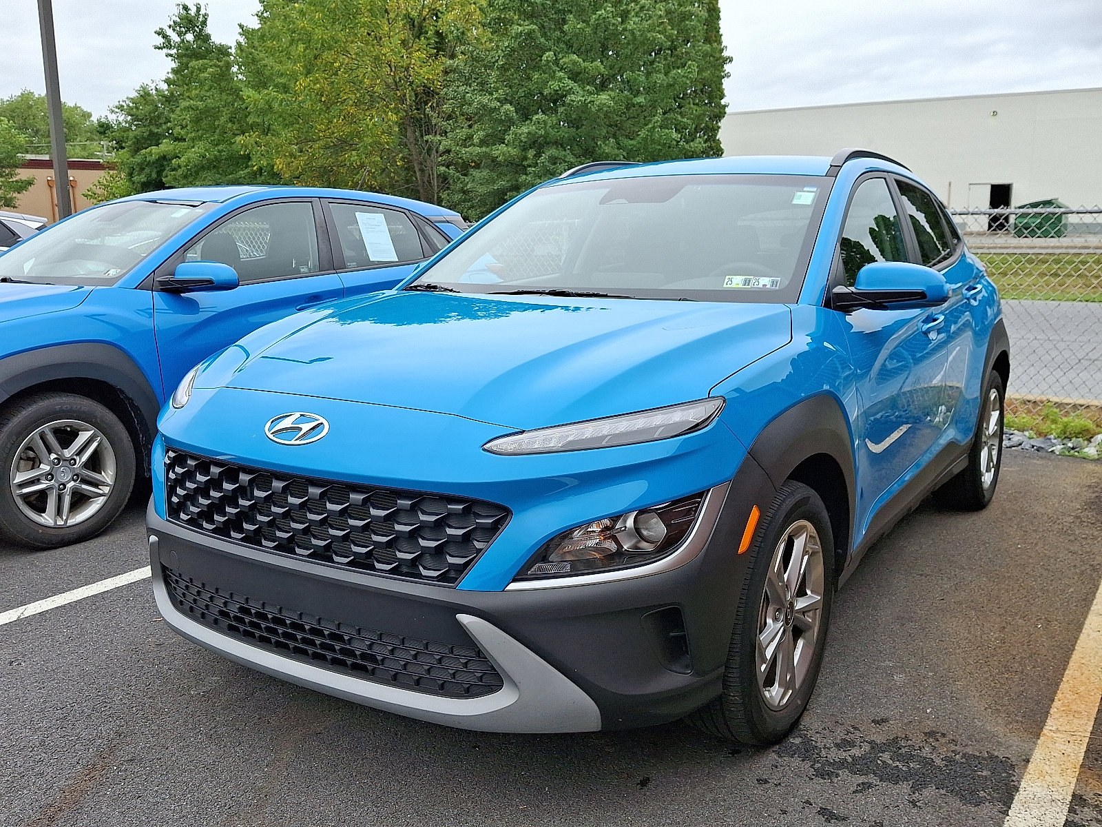 2023 Hyundai Kona SEL photo 3