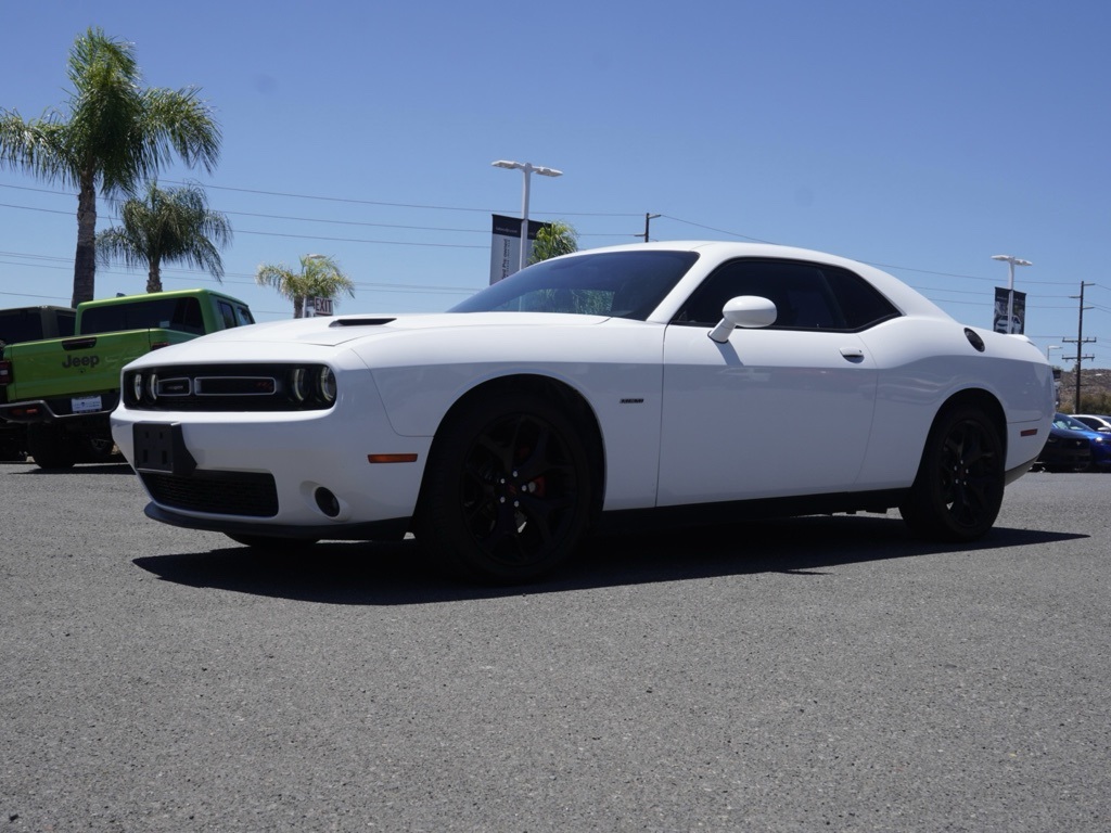 2015 Dodge Challenger R/T Plus photo 7