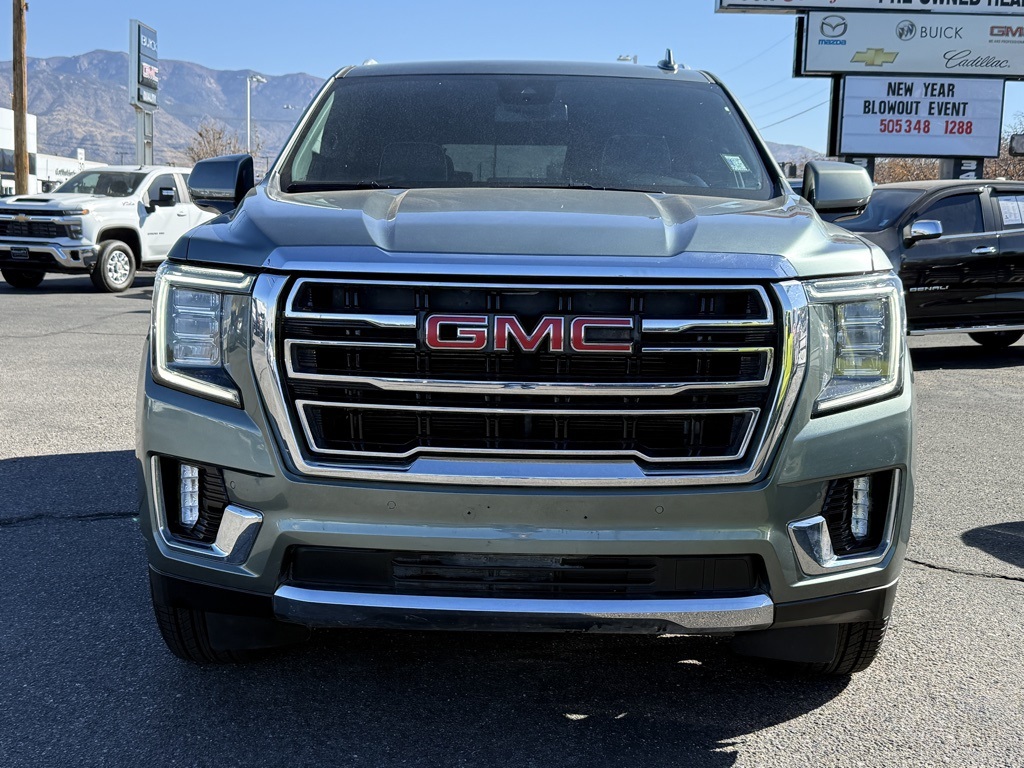 2023 Gmc Yukon SLT photo 3