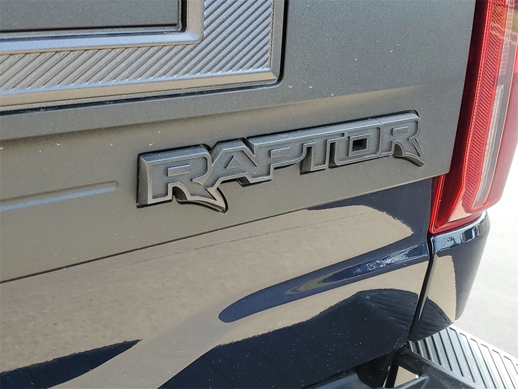 2025 Ford F-150 Raptor photo 30