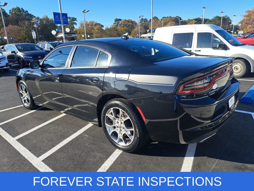 2015 Dodge Charger SXT photo 4