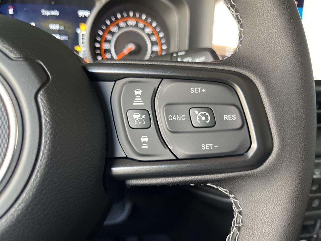 2025 Jeep Gladiator Sport photo 43