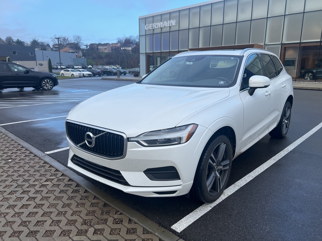 2018 Volvo XC60 T5 Momentum photo 2