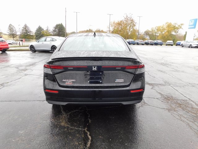 2024 Honda Accord Hybrid Sport photo 2