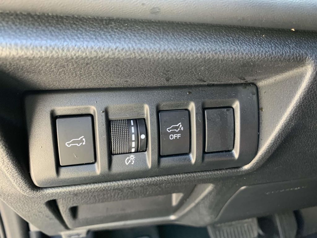 2022 Subaru Outback Onyx Edition XT photo 6