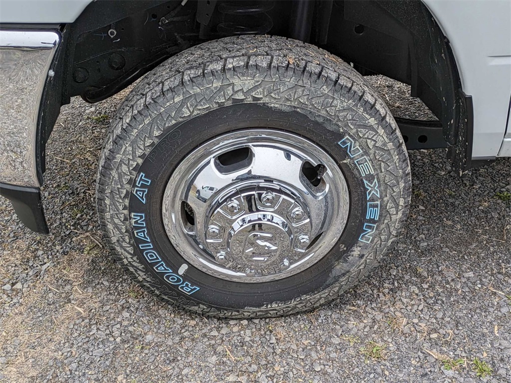 2024 Ram 3500 Tradesman photo 5