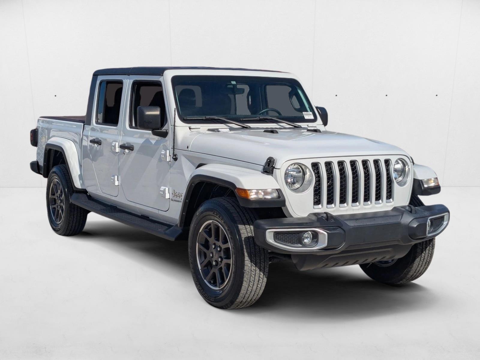 2022 Jeep Gladiator Overland photo 3