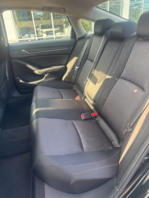 2019 Honda Accord EX photo 18