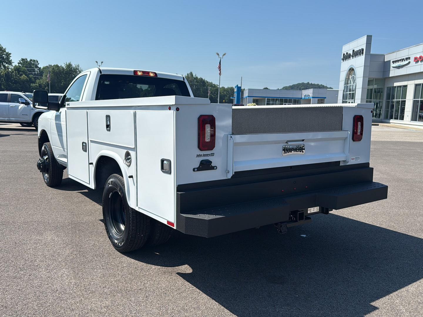 2025 Ram 3500 Tradesman photo 8