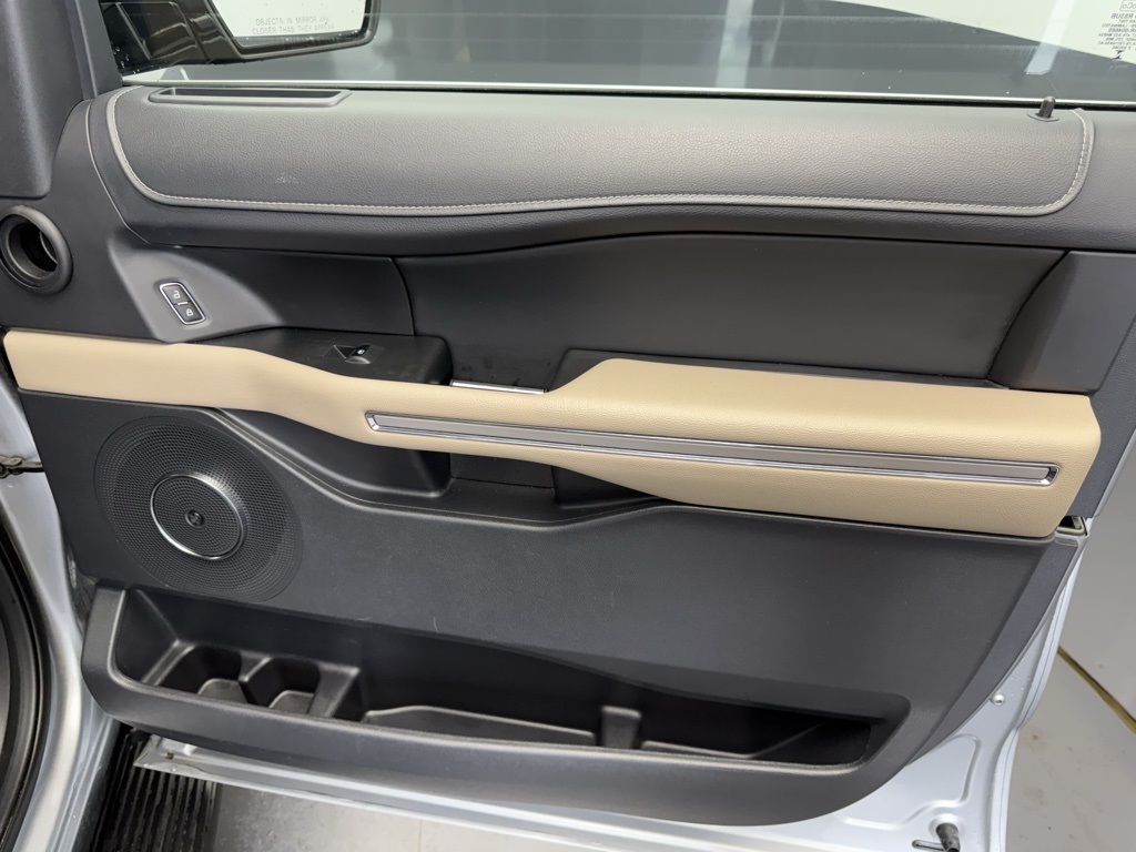 2024 Ford Expedition MAX Limited photo 45