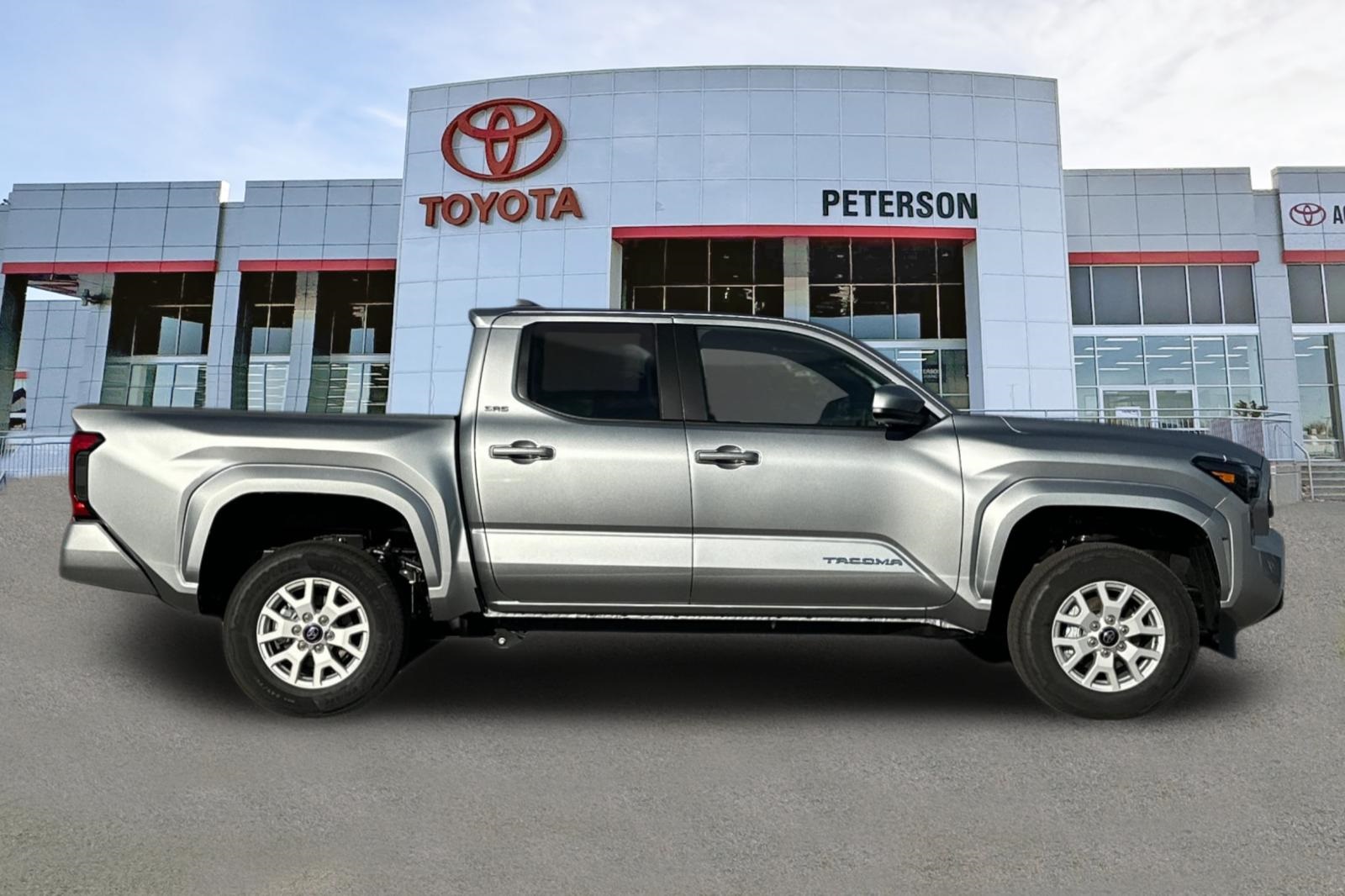 2025 Toyota Tacoma SR5 photo 3